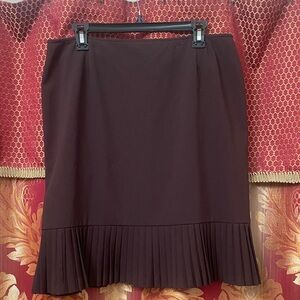 Briggs New York Dark Brown Pencil Skirt